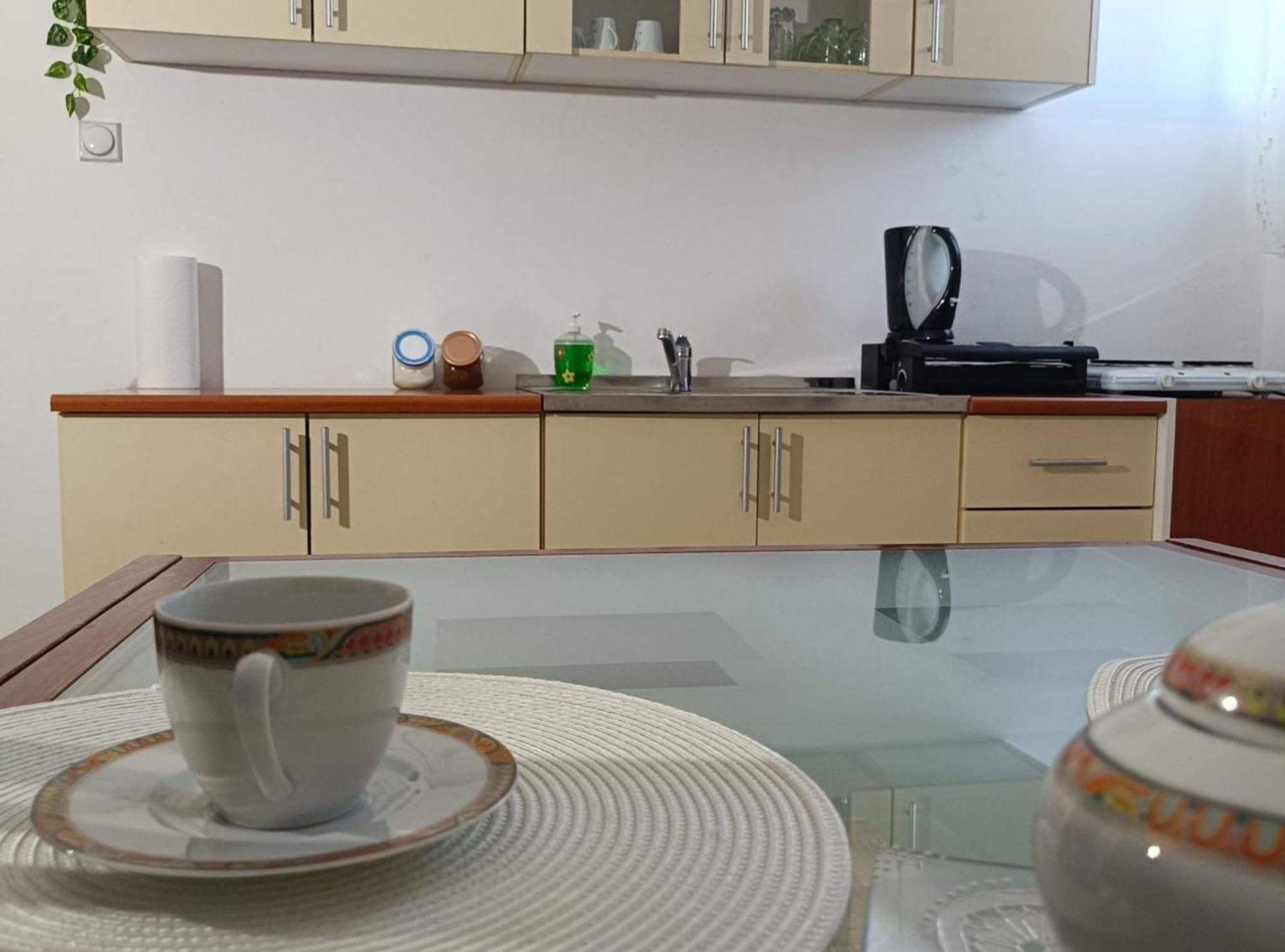 Apartmani Tea I Toni Gradiste Exterior foto