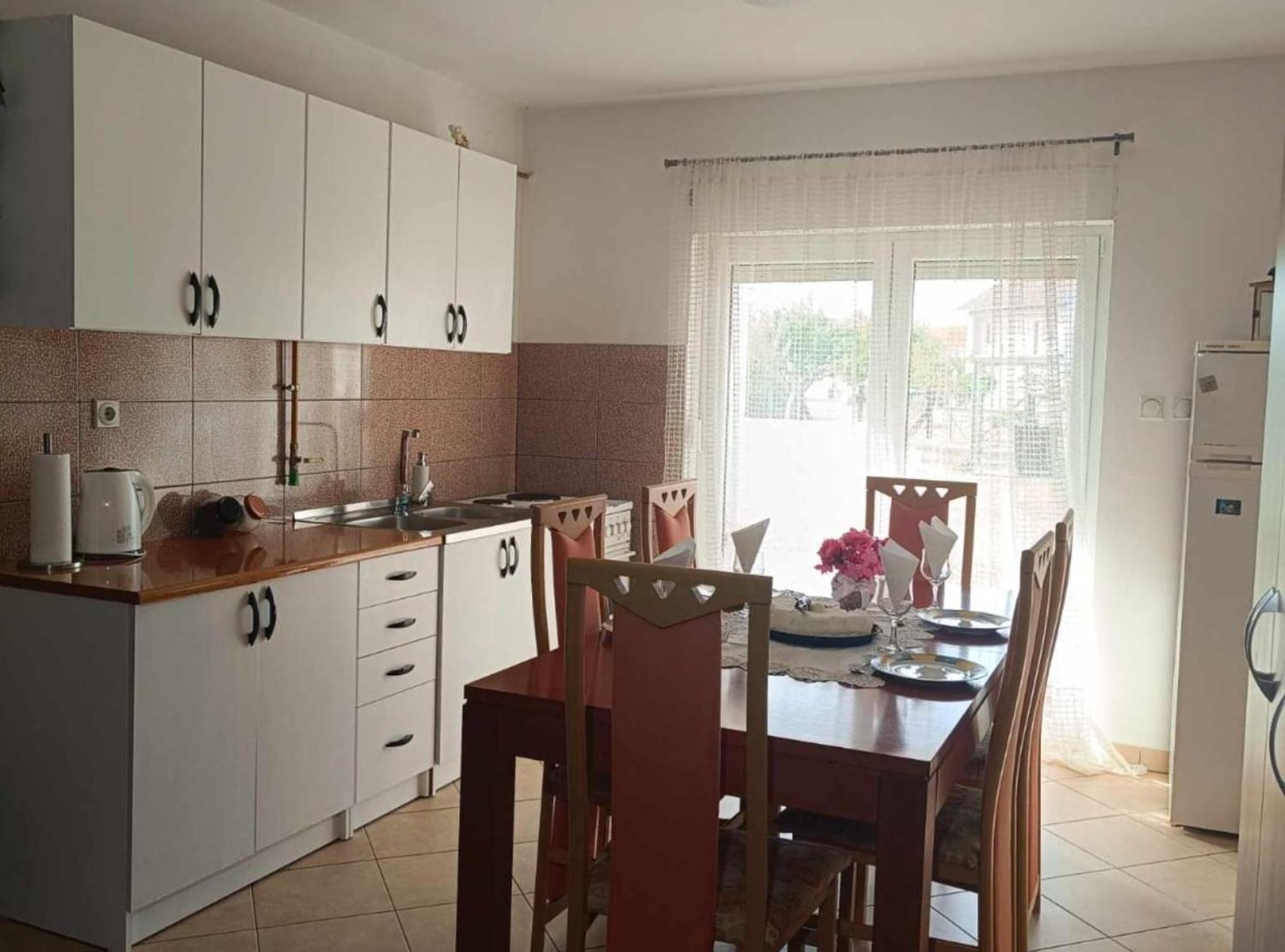 Apartmani Tea I Toni Gradiste Exterior foto
